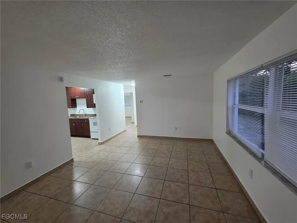 2148 Dora Street Fort Myers FL 33901