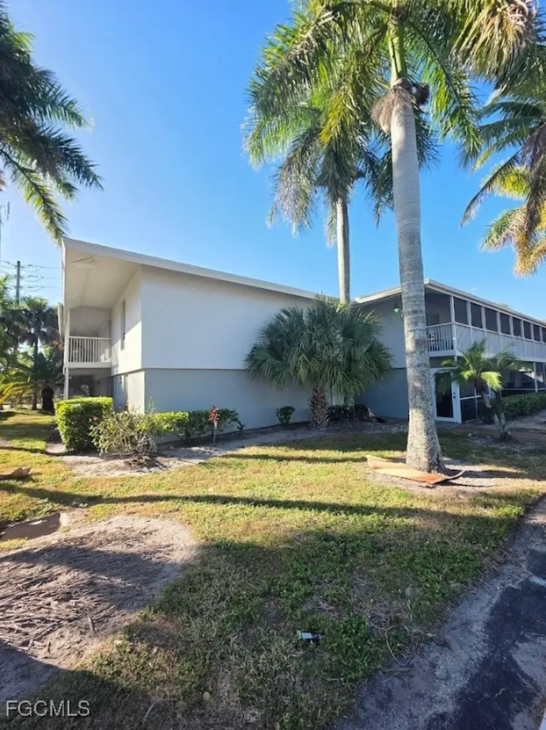 1849 Maravilla Avenue Fort Myers FL 33901