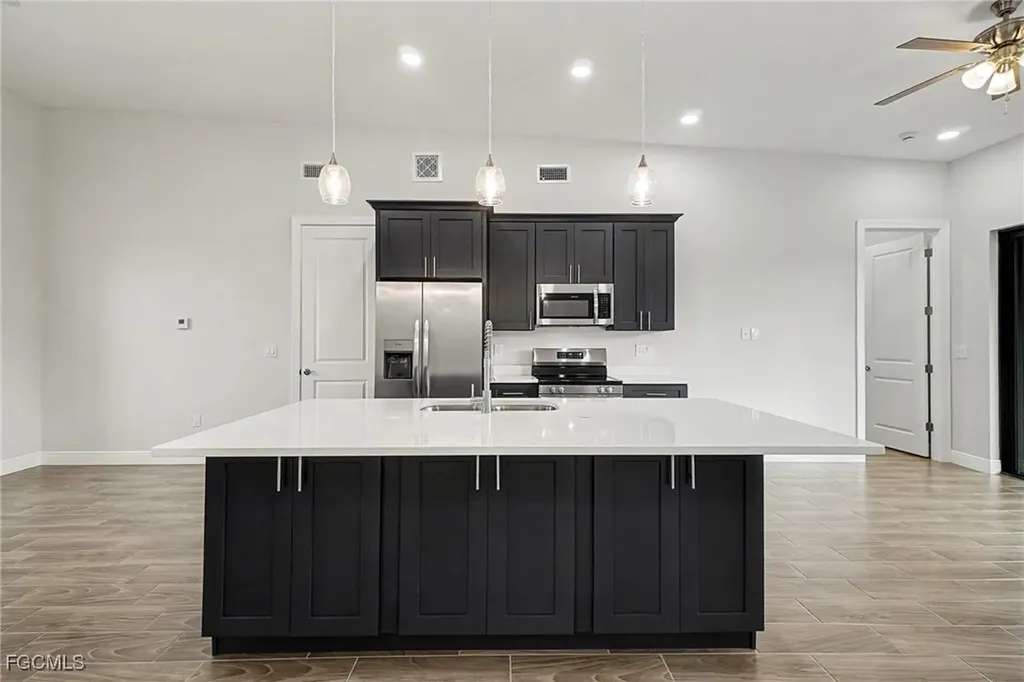 3013 4th Street SW Lehigh Acres FL 33976