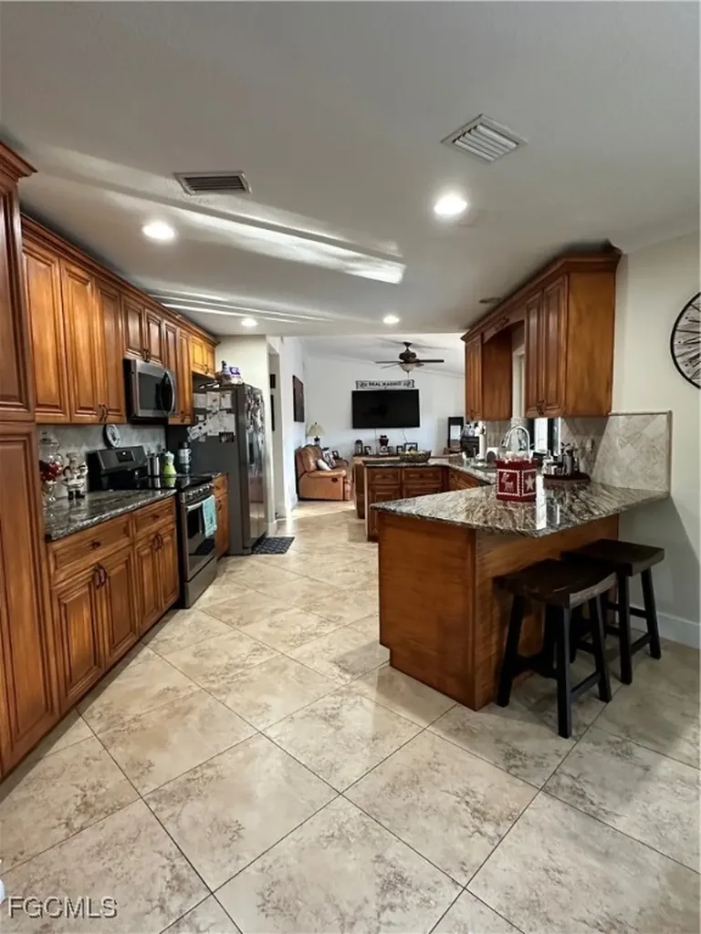 3766 SE 6th Avenue Cape Coral FL 33904