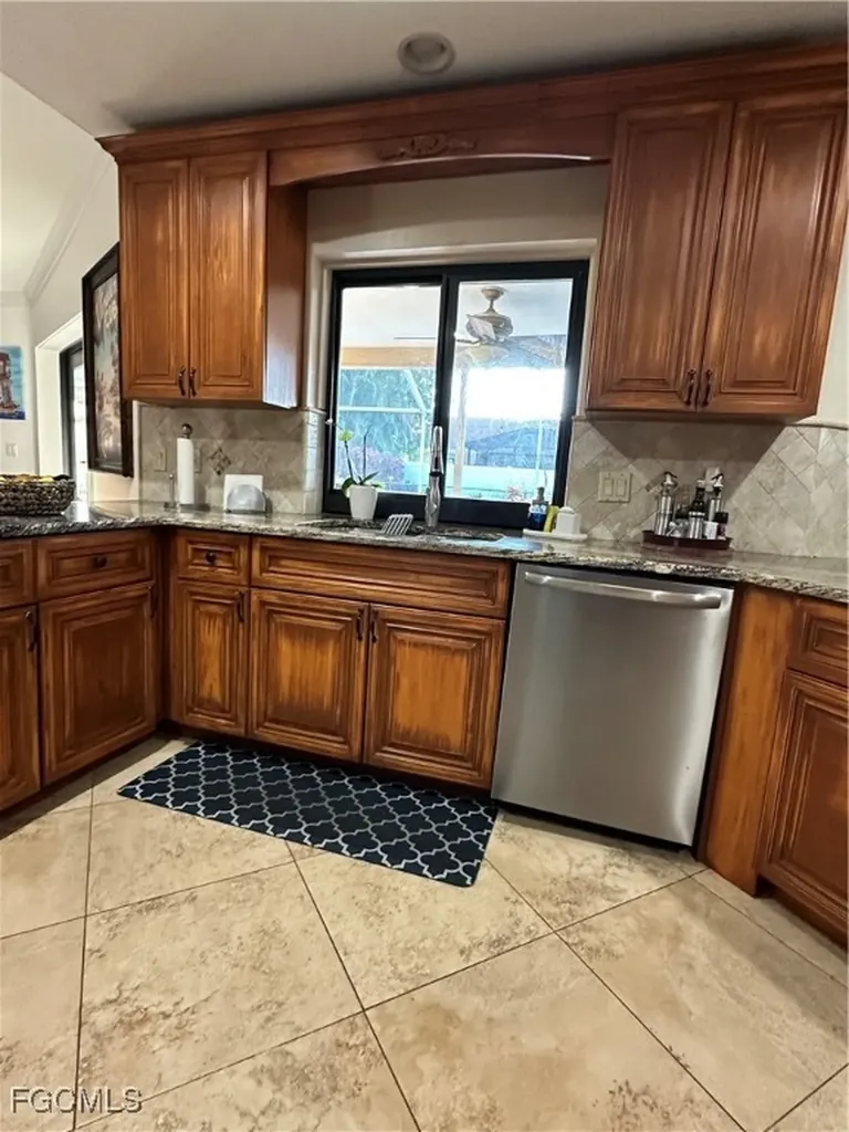 3766 SE 6th Avenue Cape Coral FL 33904