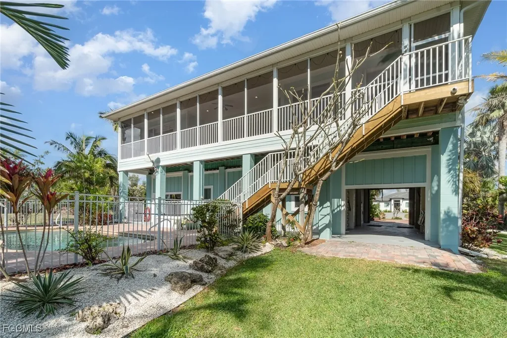 7171 Coca Sabal Lane Fort Myers FL 33908