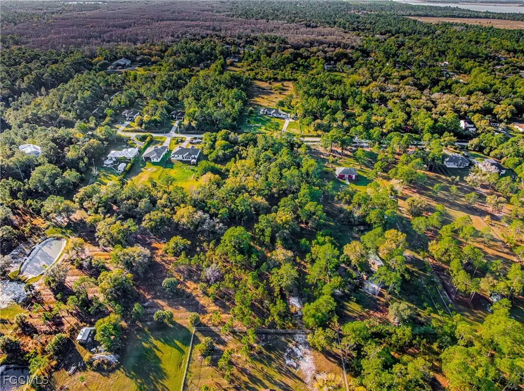 68TH Avenue NE Naples FL 34120