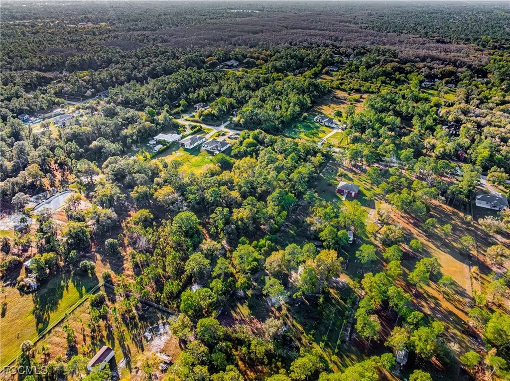 68TH Avenue NE Naples FL 34120