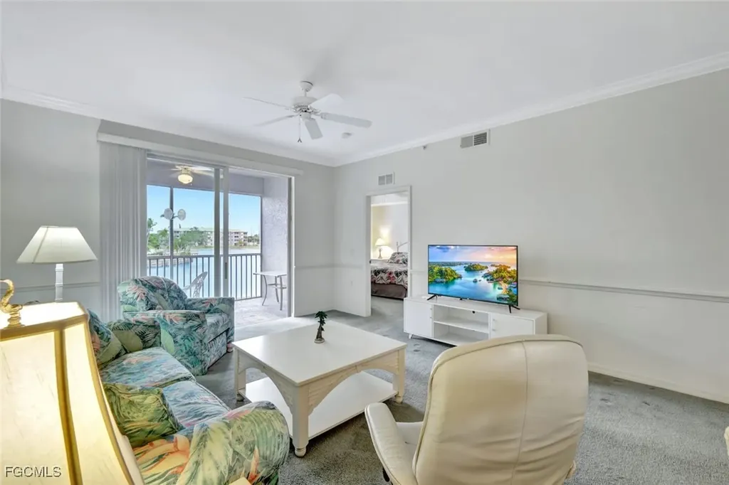 16595 Lake Circle Drive Fort Myers FL 33908