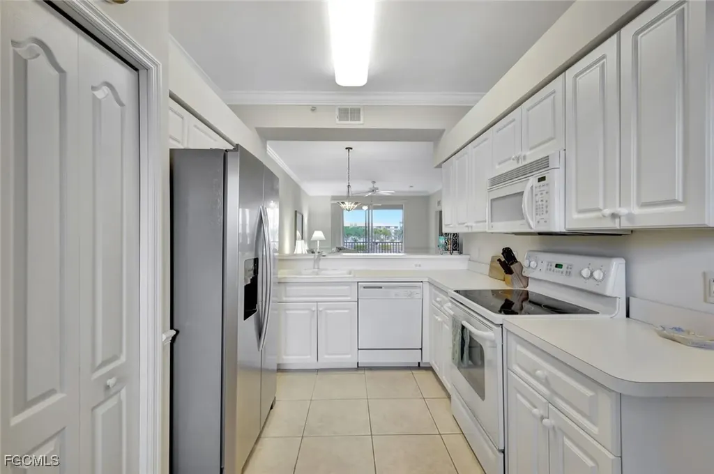 16595 Lake Circle Drive Fort Myers FL 33908