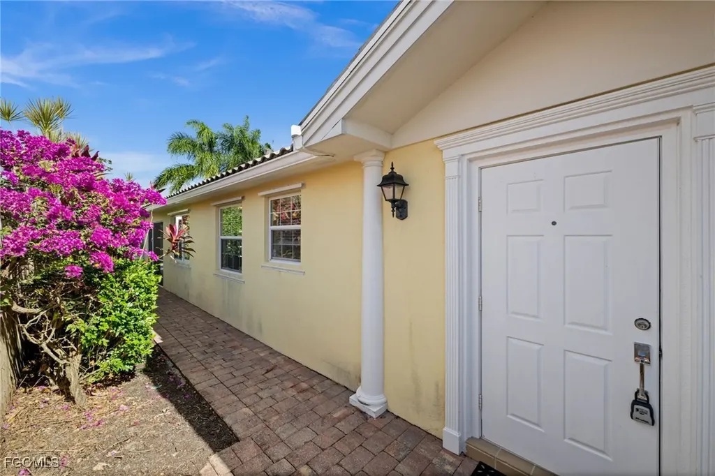 7759 Ionio Court Naples FL 34114