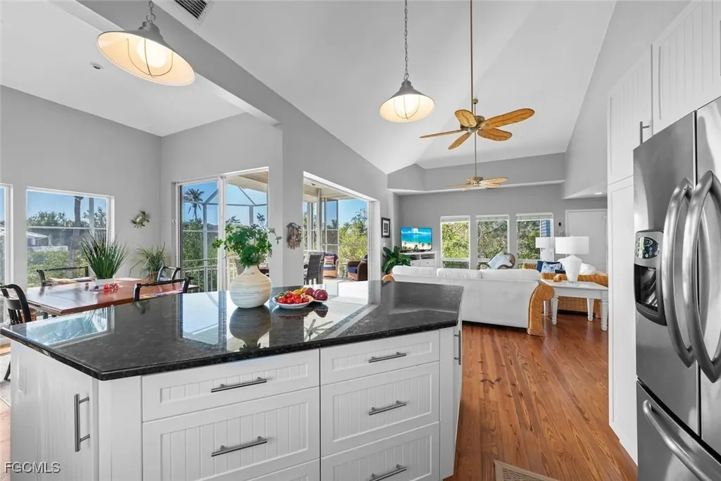 2449 Harbour Lane Sanibel FL 33957