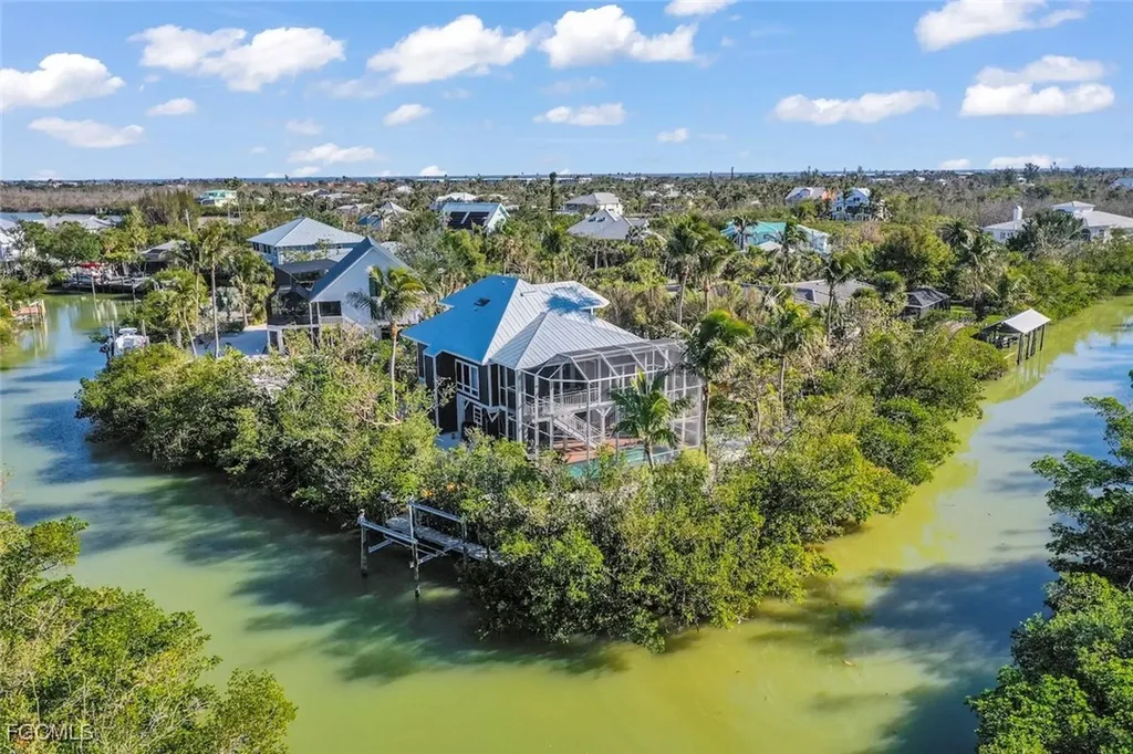 2449 Harbour Lane Sanibel FL 33957