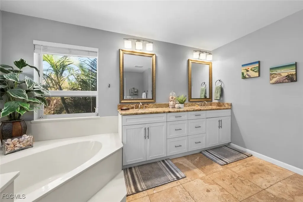 2449 Harbour Lane Sanibel FL 33957