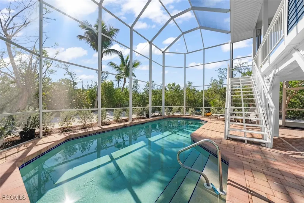 2449 Harbour Lane Sanibel FL 33957