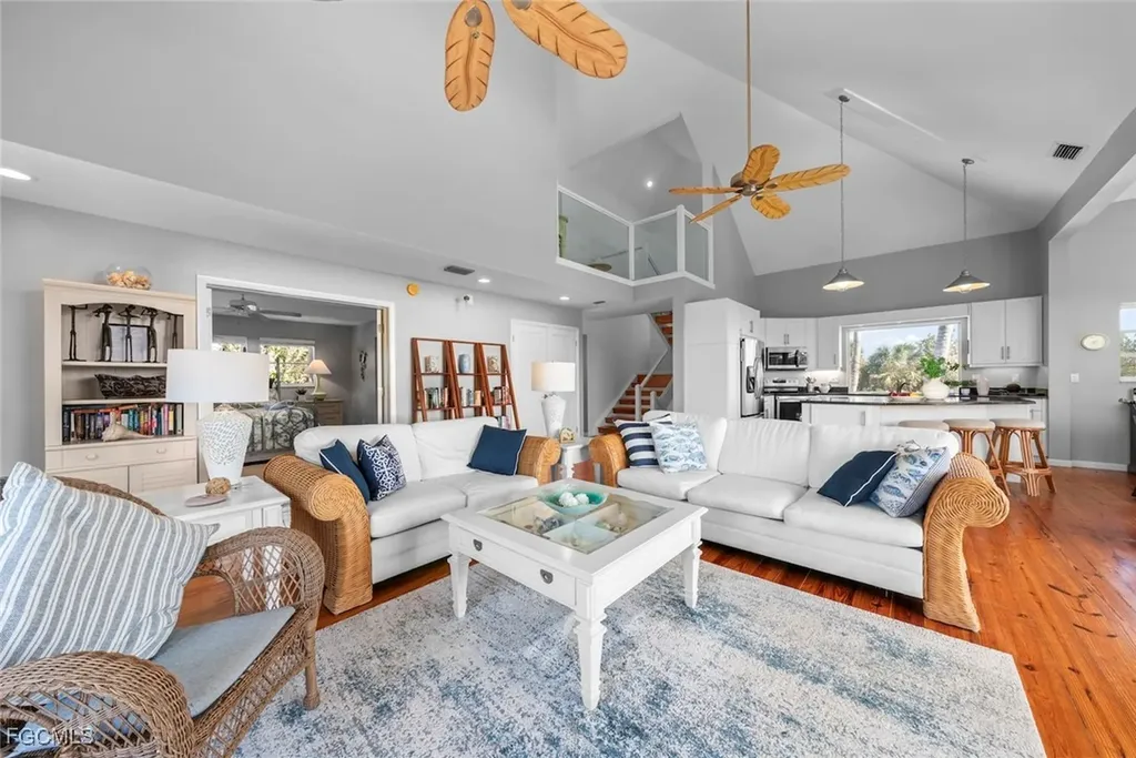 2449 Harbour Lane Sanibel FL 33957
