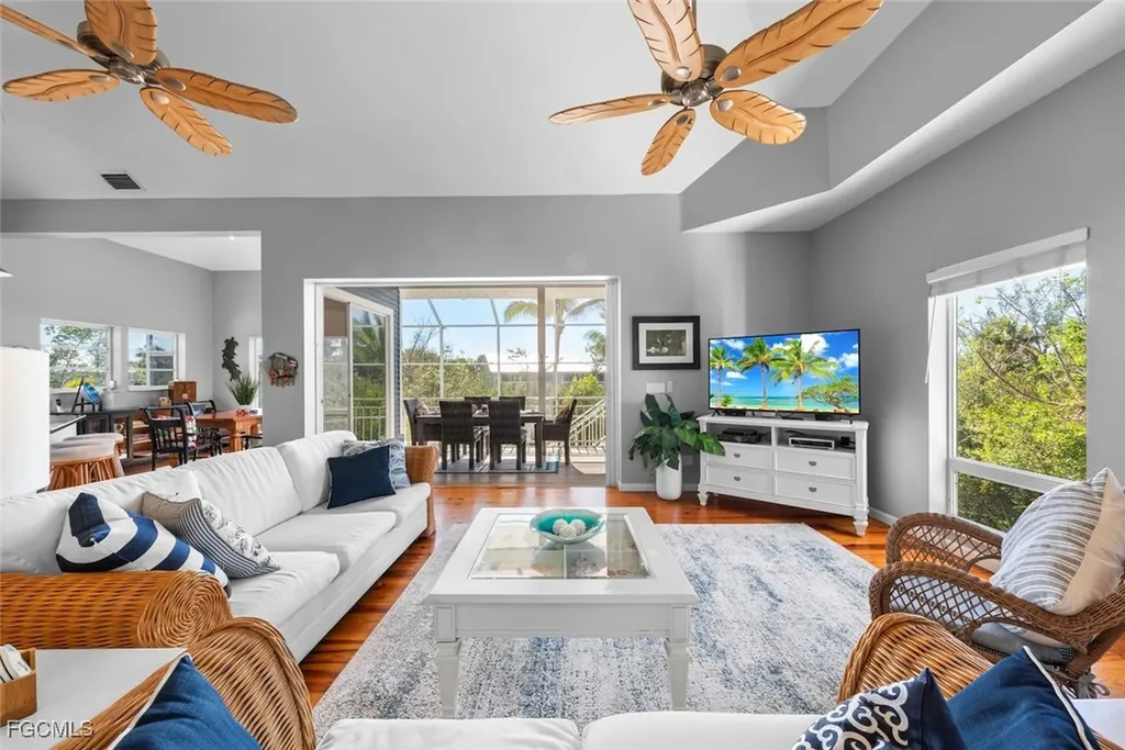 2449 Harbour Lane Sanibel FL 33957