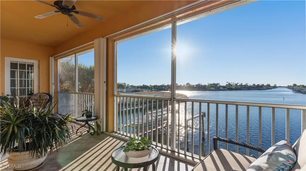 214 Shadroe Cove Circle Cape Coral FL 33991