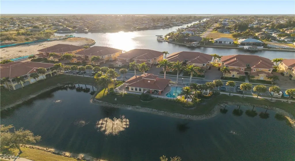 214 Shadroe Cove Circle Cape Coral FL 33991