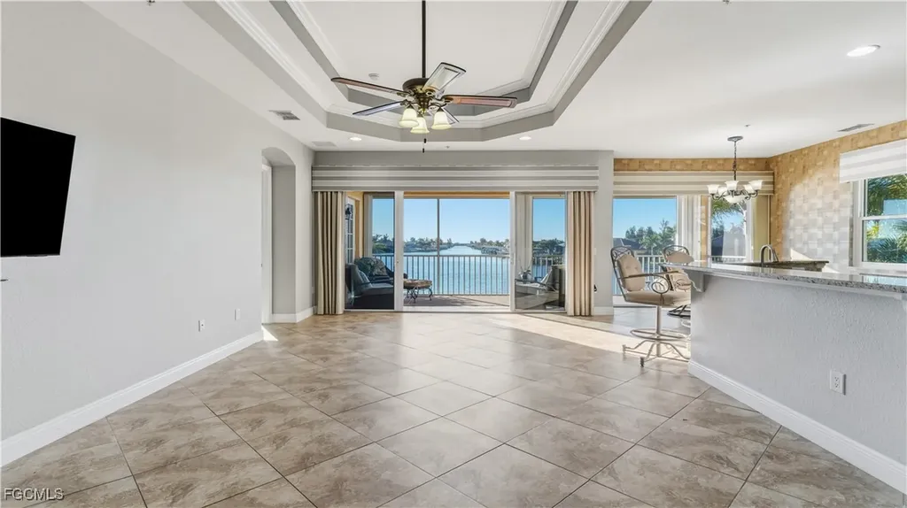 214 Shadroe Cove Circle Cape Coral FL 33991
