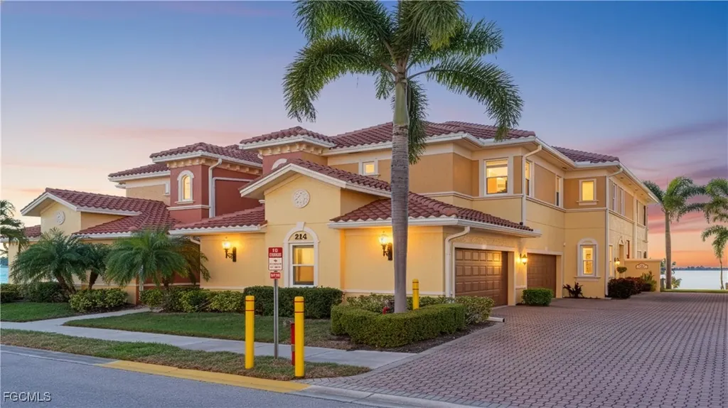 214 Shadroe Cove Circle Cape Coral FL 33991