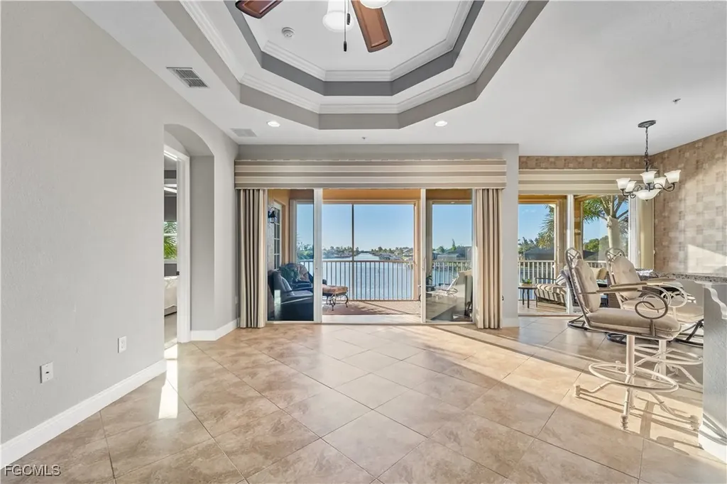 214 Shadroe Cove Circle Cape Coral FL 33991