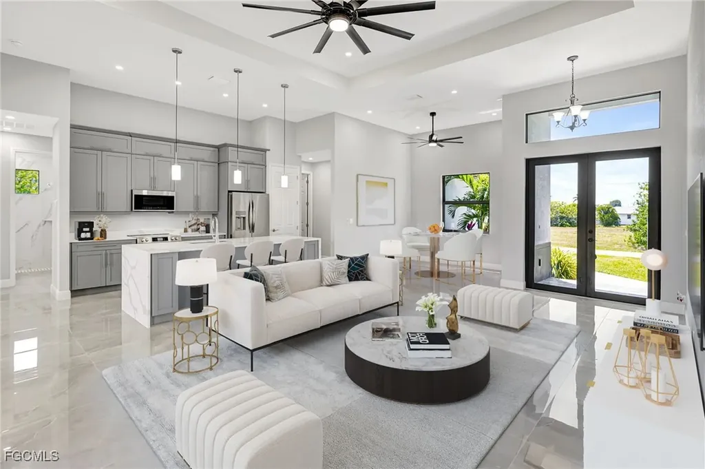 1813 NE 21st Street Cape Coral FL 33909