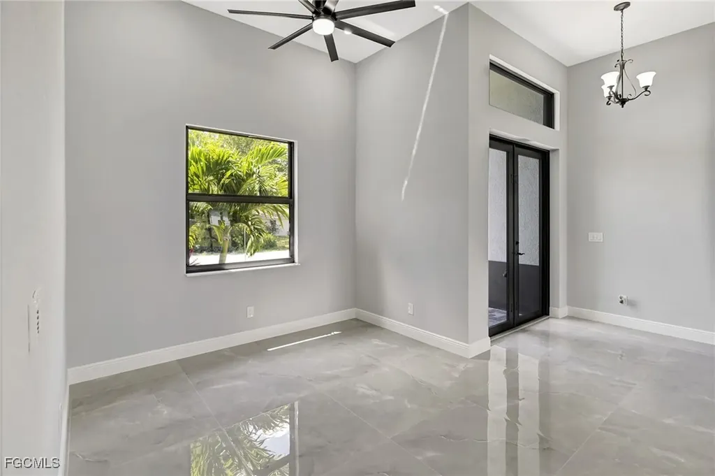 1813 NE 21st Street Cape Coral FL 33909
