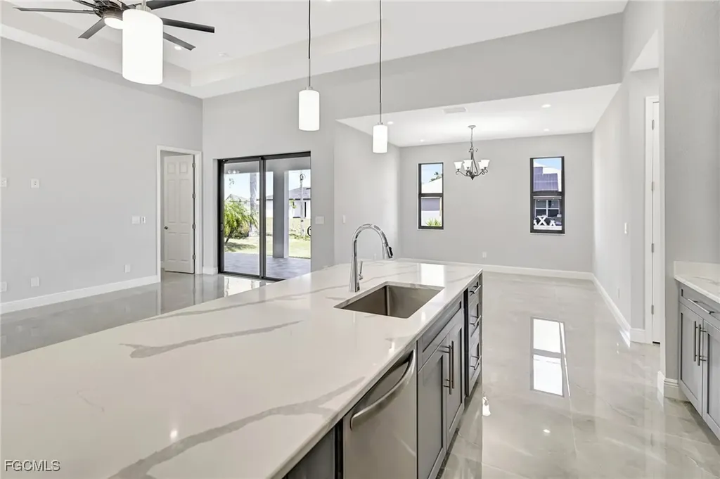 1813 NE 21st Street Cape Coral FL 33909