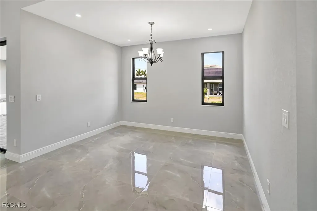 1813 NE 21st Street Cape Coral FL 33909