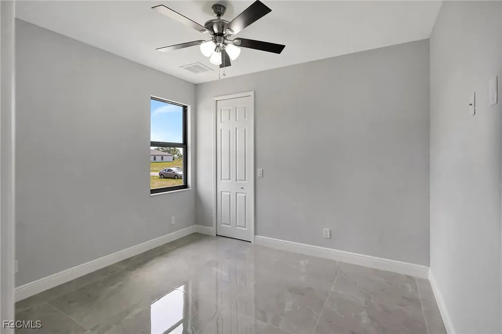 1813 NE 21st Street Cape Coral FL 33909