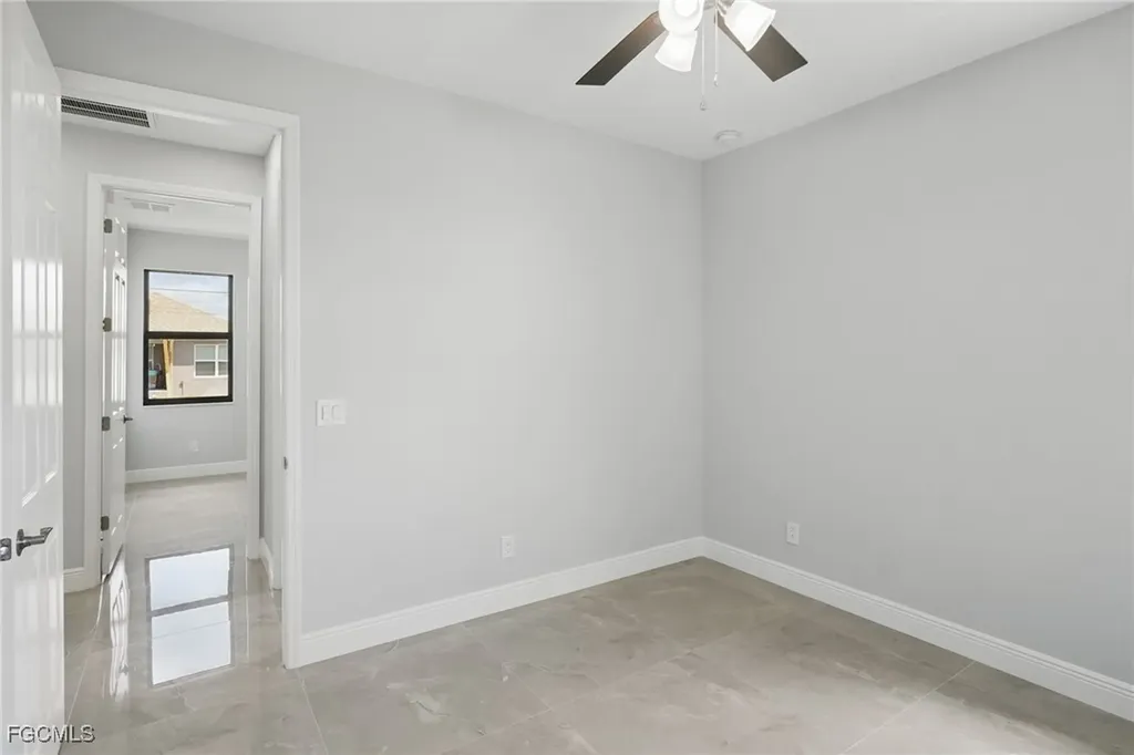 1813 NE 21st Street Cape Coral FL 33909