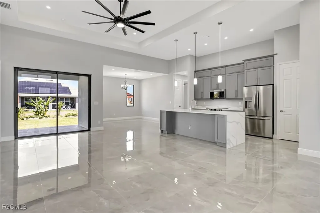1813 NE 21st Street Cape Coral FL 33909