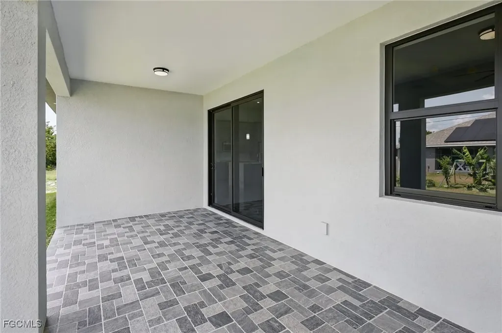 1813 NE 21st Street Cape Coral FL 33909