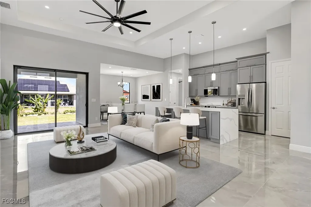 1813 NE 21st Street Cape Coral FL 33909