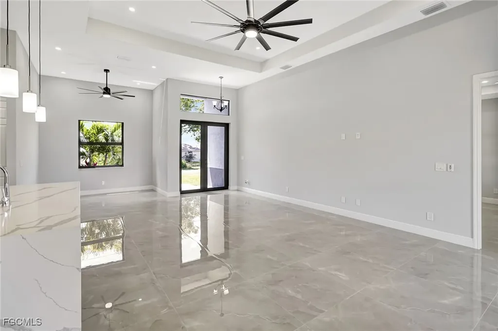 1813 NE 21st Street Cape Coral FL 33909