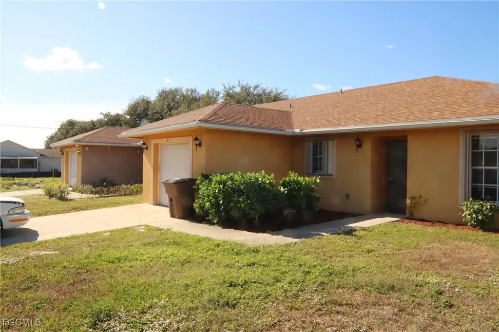 320 Harry Avenue S Lehigh Acres FL 33973