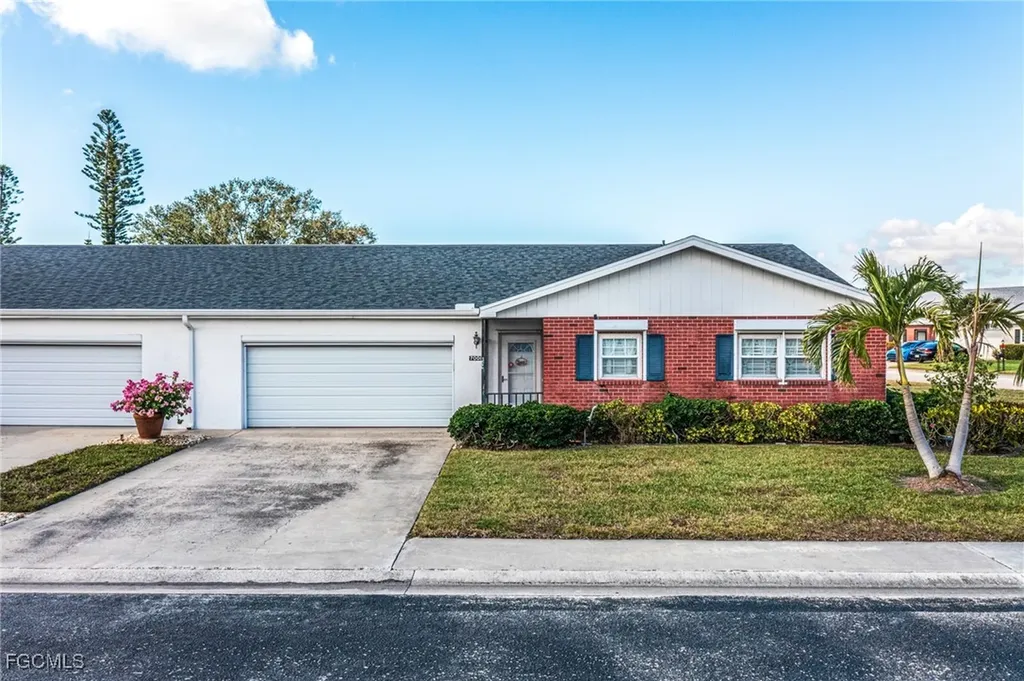 7008 Foxfire Drive Fort Myers FL 33919