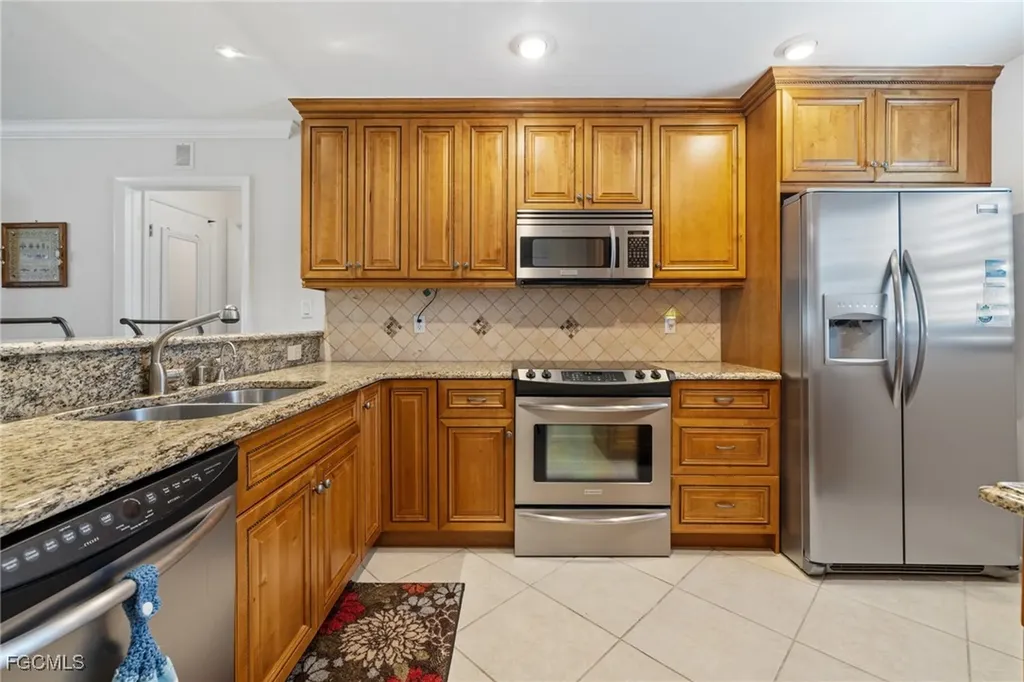 7008 Foxfire Drive Fort Myers FL 33919