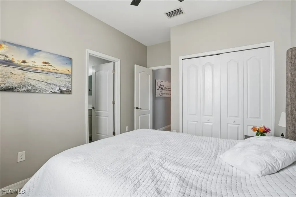 2469 Heydon Circle E Naples FL 34120