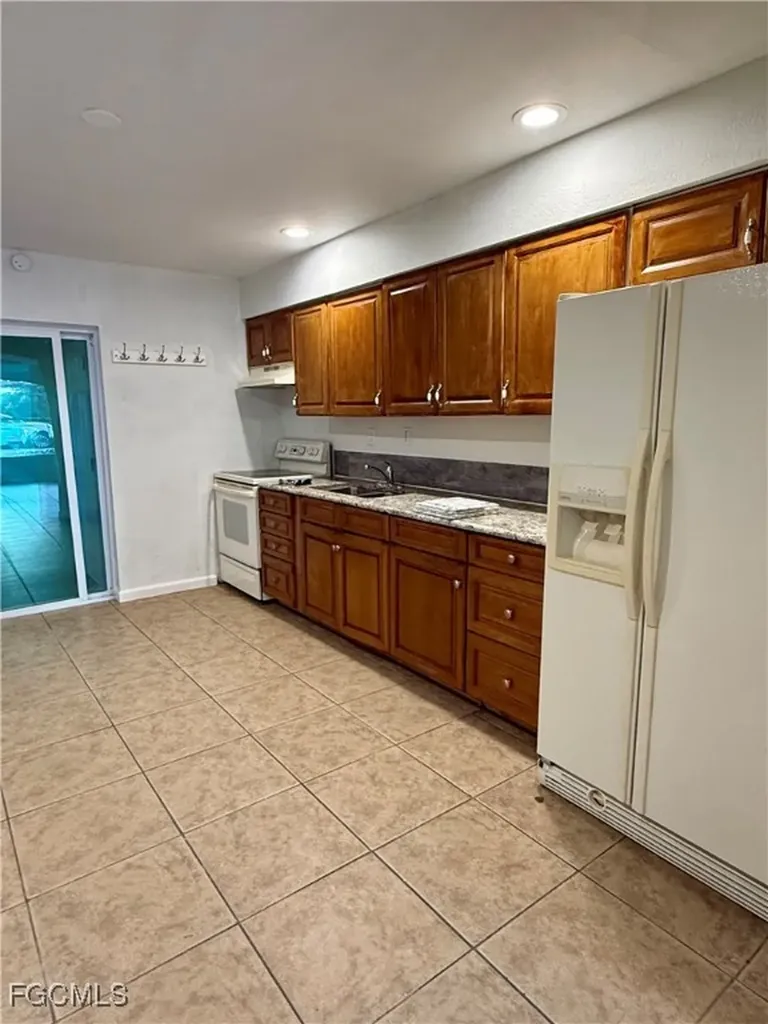 27831 Quinn Street Bonita Springs FL 34135