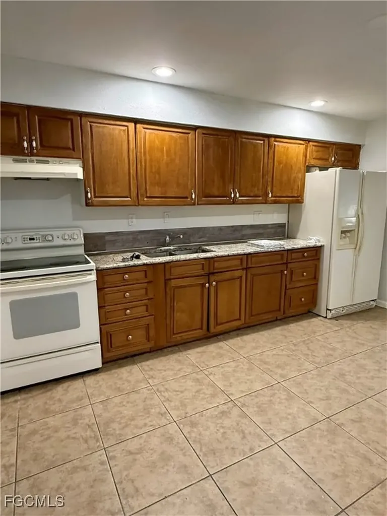 27831 Quinn Street Bonita Springs FL 34135