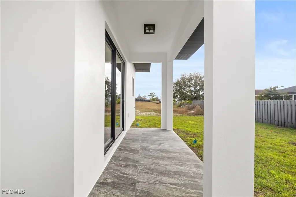2810 NW 19th Avenue Cape Coral FL 33993