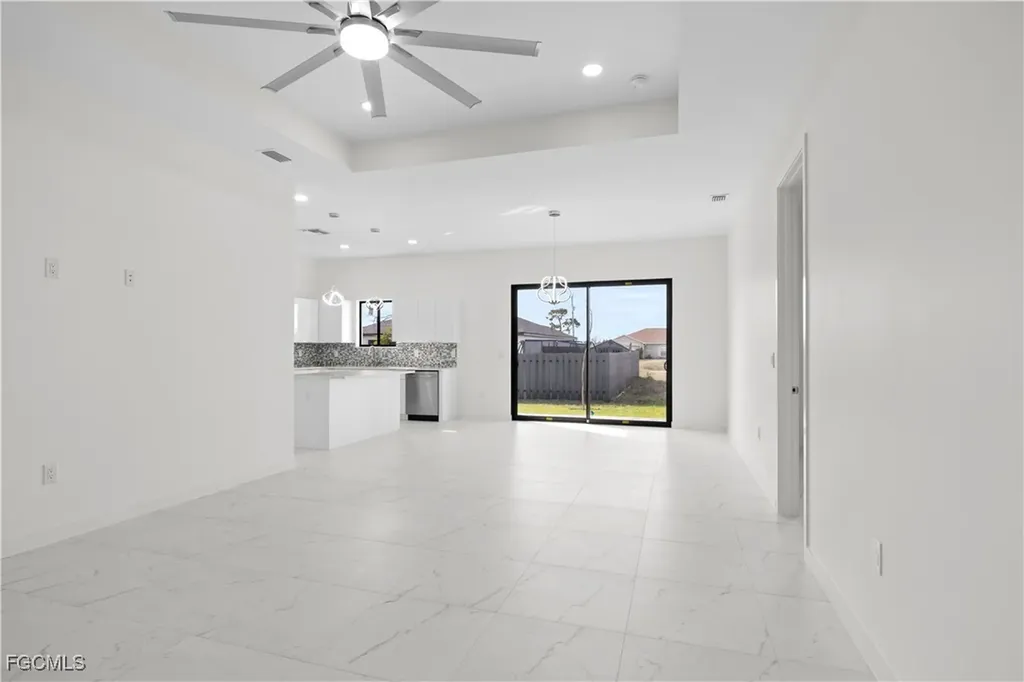 2810 NW 19th Avenue Cape Coral FL 33993