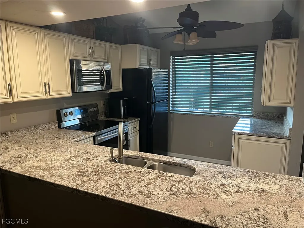 13094 Cross Creek Court Fort Myers FL 33912