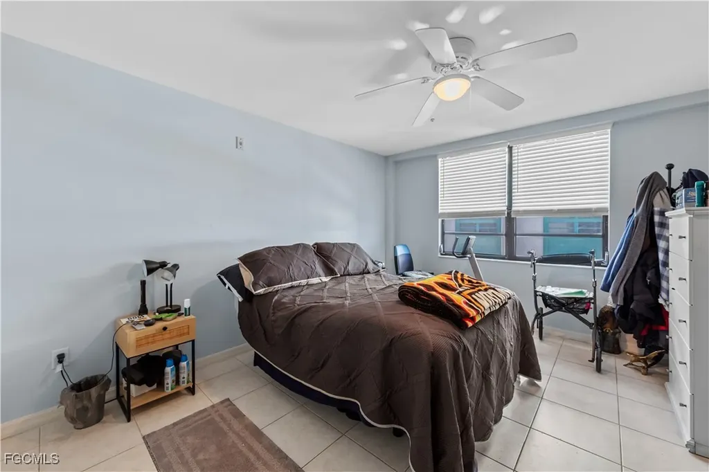 4807 Sunset Court Cape Coral FL 33904