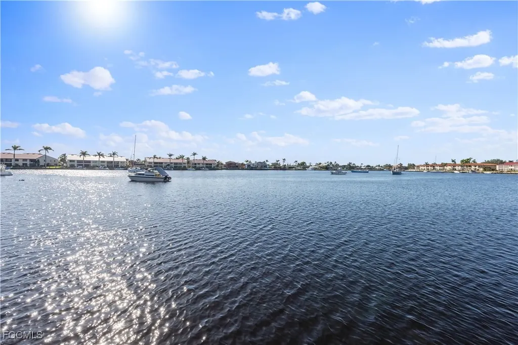 4807 Sunset Court Cape Coral FL 33904