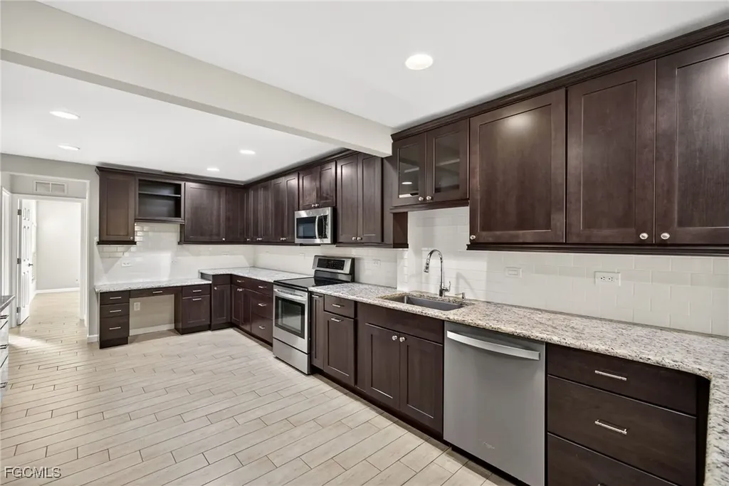 1447 Thistledown Way Fort Myers FL 33901