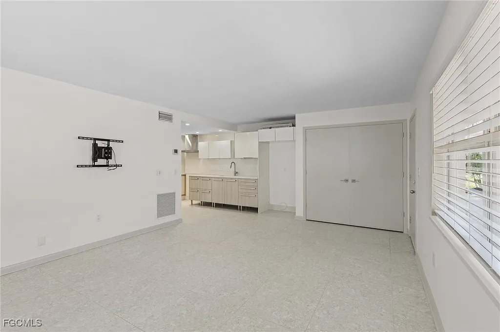 780 10th Avenue S Naples FL 34102