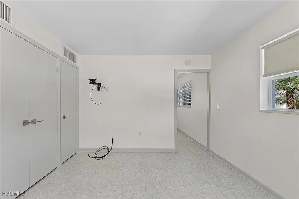 780 10th Avenue S Naples FL 34102