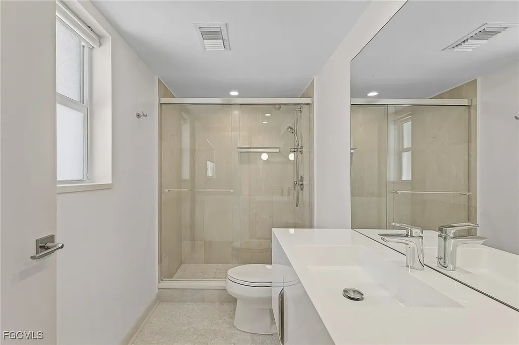780 10th Avenue S Naples FL 34102