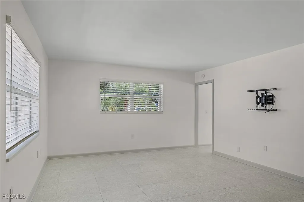 780 10th Avenue S Naples FL 34102