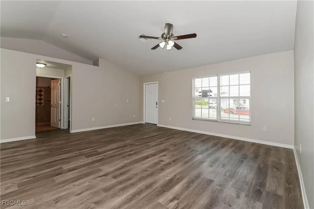2216 NW 5th Street Cape Coral FL 33993