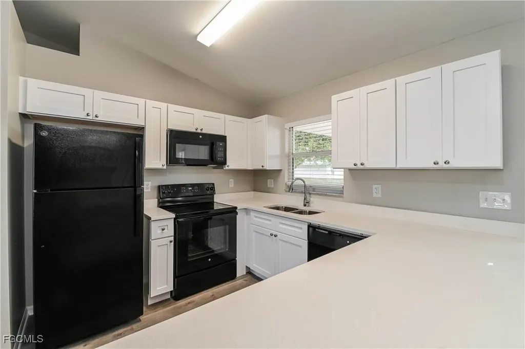 2216 NW 5th Street Cape Coral FL 33993